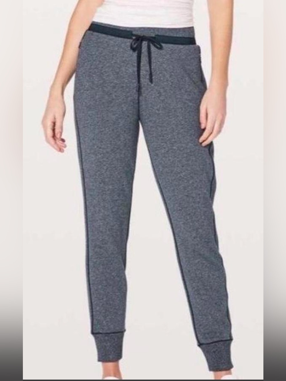 LULULEMON Cool and Collected Joggers
